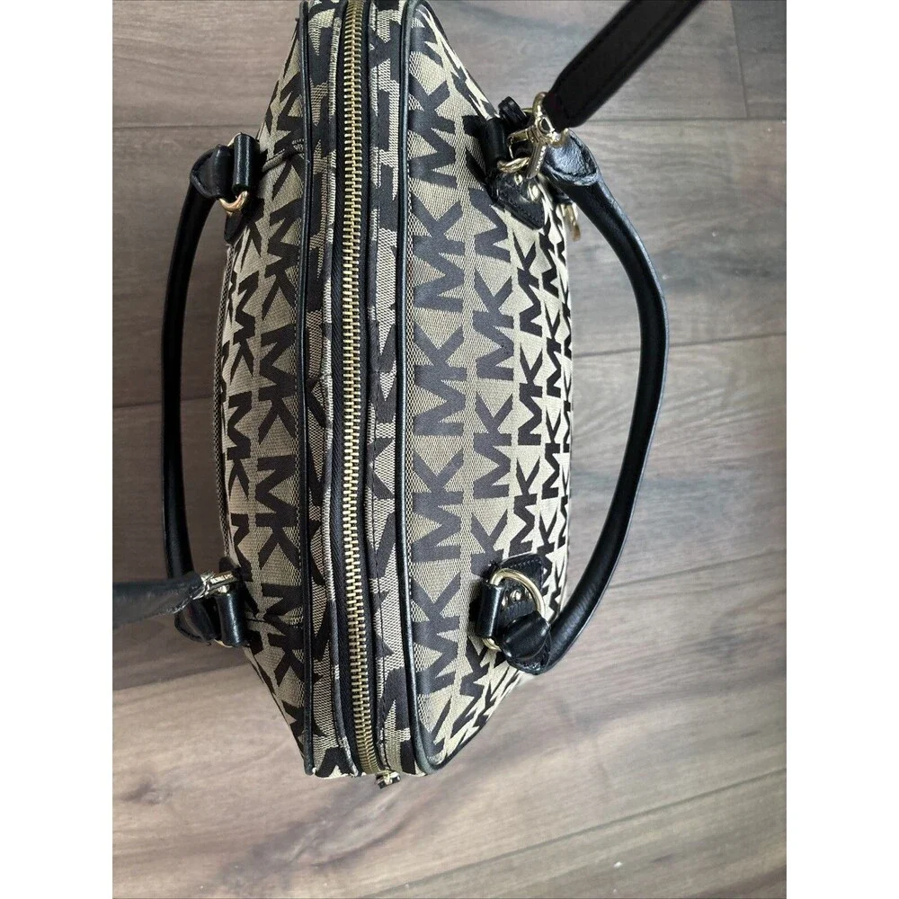 MICHAEL KORS Veronica Convertbl Dome Monogram Satchel Designer Y2K 90s Boho Logo